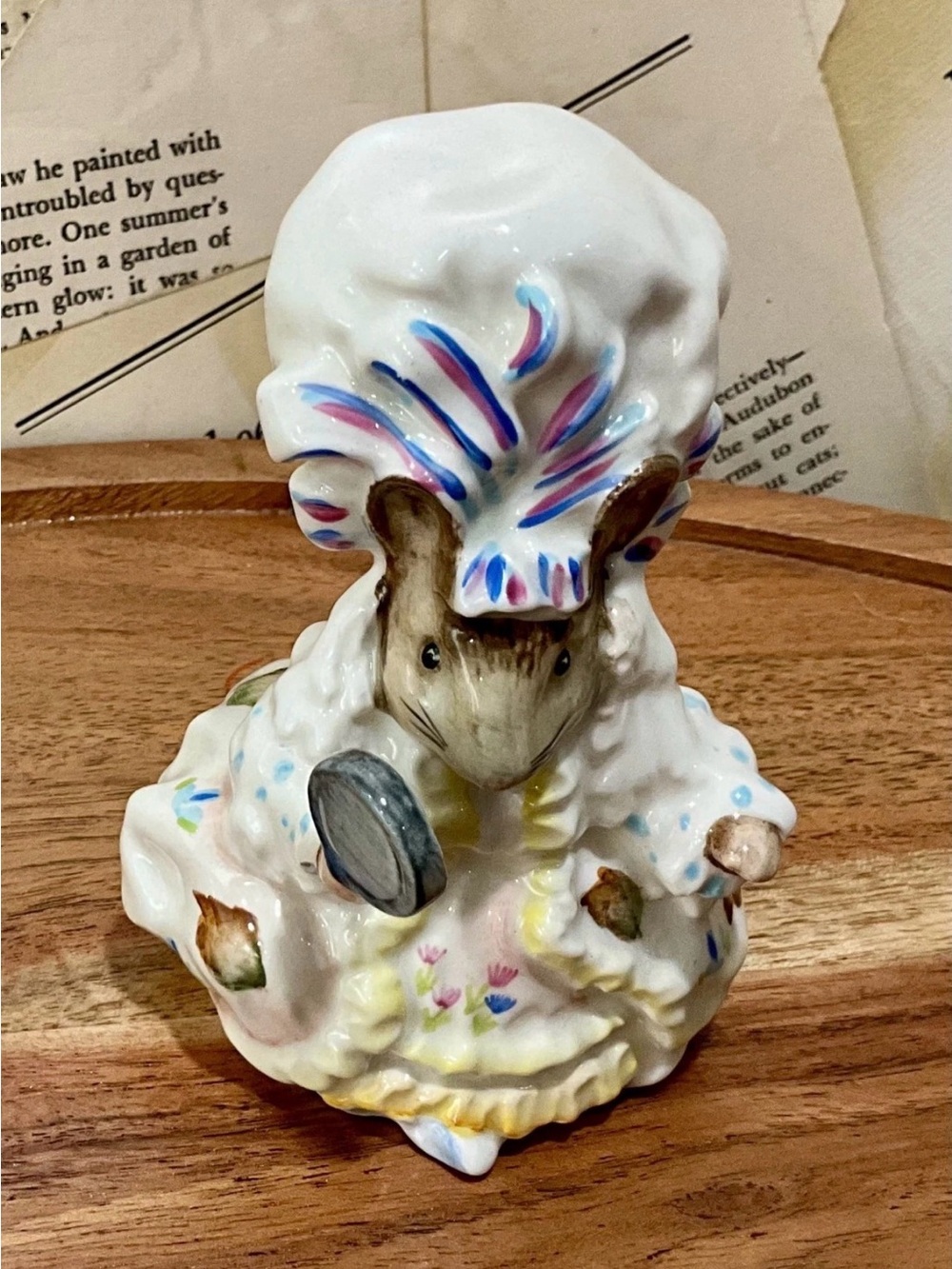 Vintage Beatrix Potter Figurine Beswick England Lady Mouse NEAR MINT
